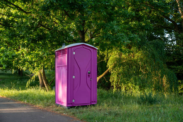 Best Portable restroom trailer rental  in Harpersville, AL